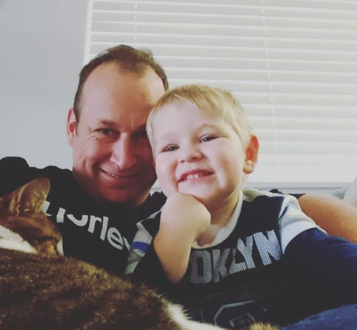 Umthunzi Hotel – It’s Me Again, Ryan Ringo